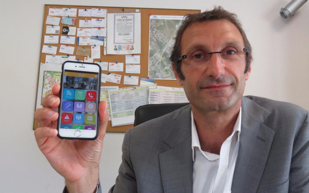 Article de presse Le Parisen Chaumontel Application mobile Mymairie